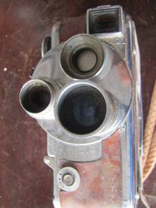 lot 187 image: Dejur 8MM  vintage camera