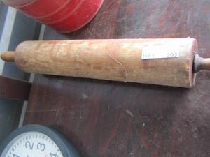 lot 203 image: larger wooden roiling pin heavy duty