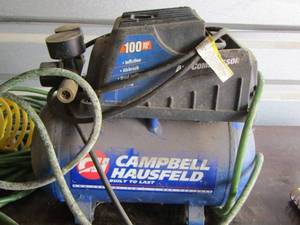 lot 1 image: CAMPBELL HAUSFIELD AIR COMPRESSOR.W AIR HOSE