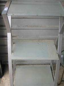 lot 17 image: 3 tier frosted glass shelves 40x22x14