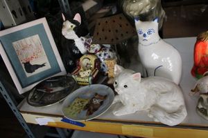 lot 158 image: Home Dcor - Cat figurines, Desk clock, Desk Votive lamp with paw print shade, Collector plates and wall art
