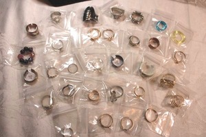 lot 45 image: (30) Fashion rings. Varying styles, materials, conditions, sizes. Approx 30 count