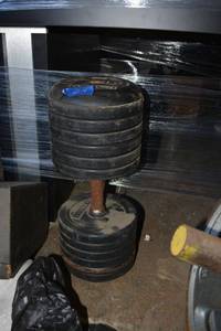 lot 214 image: Ivanco Dumbell weights