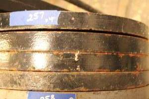 lot 257 image: 45 LB Barbell weights - 4 total