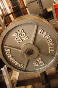 lot 255 image: 45 LB Barbell weights - 6 total