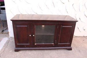 lot 165 image: Entertainment storage cabinet