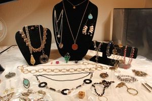 lot 111 image: Mid Century and Mid century style jewelry