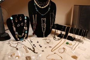 lot 93 image: Large selection of Avon branded jewelry. Generous quantity.