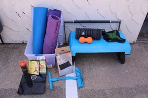 lot 268 image: Exercise Lot Yoga mats, step, Pull-up bar, small weights and roller as shown