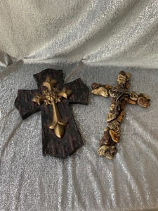 lot 13 image: 2 faith based decorative wall crosses