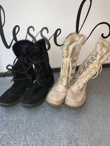 lot 86 image: 2 pair of winter boots - womens - see pics