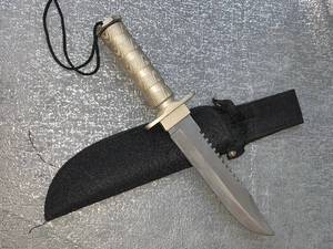 lot 5 image: Large survival knife Compass & More with sheath