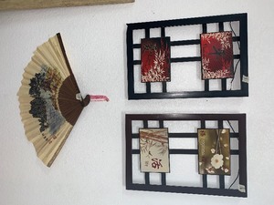 lot 28 image: Asian wall decor see pics