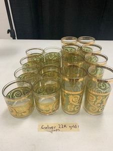 lot 50 image: $$ Large set of vintage MCM Culver Toledo Gleasses 22k Gold $$ Finding a complete set of  these tall and short is becoming RARE