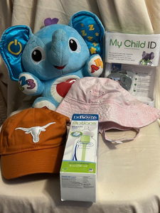 lot 163 image: Baby miscellaneous lot