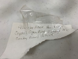 lot 189 image: Princess House  Heritage crystal open bird vintage 812  cand bowl votive