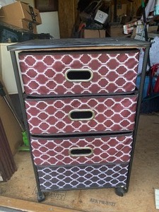 lot 76 image: Storage bin on casters see pics