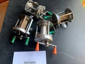 lot 92 image: 4 Vintage open face reels all seem to be function which is rare- Nice find
