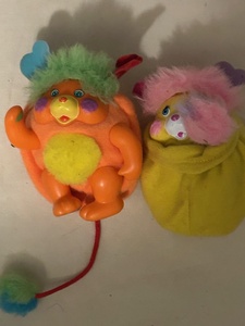 lot 111 image: Palm sized vintage pocket popples