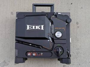 lot 59 image: EIKI Super Slot Loader II - SL-0