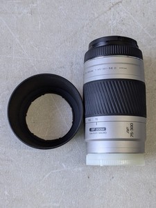 lot 110 image: Minolta AF Zoom 1.5m4.9ft Macro 75-300mm f4.5(32)-5.6 D LENS