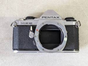 lot 127 image: Pentax ME Super 35mm Film Camera
