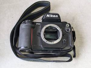 lot 219 image: Nikon F100 35mm Film Camera Body Only For Parts