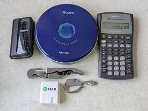 lot 227 image: Lot of 6 - Misc Items Bundle
