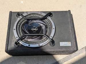 lot 262 image: Sony Low Profile Sealed Subwoofer System Xplod 1200W XS-LB10S