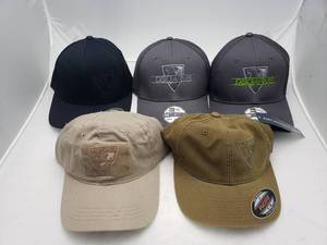 lot 34 image: Lot of 5 New DSG Hats, Sized SmallMedium &amp Adjustable - QUANTITY 5 - BID IS TIMES THE QUANTITY