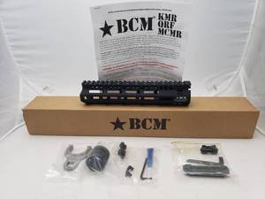 lot 157 image: NWS BCM Gunfighter 9inch MCMR M LOK 5.56MM Aluminum Rail   Black OEM No Packaging