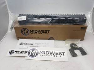 lot 306 image: Midwest Industries 15inch G4 M LOK Handguard   Black