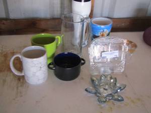 lot 78 image: coffee cups- ring holder- beer mug plus