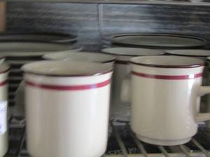 lot 82 image: Stoneware Japan dishes- 8 teacups and saucers- 8 dinner plates- 5 bowls- 8 bread plates