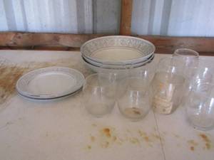 lot 108 image: 10 etched wine glasses- 2 saucers- serving bowls