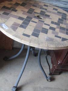 lot 32 image: 2930 round patio table has hole in middle for a umbrella ( NO UMBRELLA  INCLUDED )