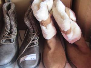 lot 177 image: size 8 womens boots qty 2 pair