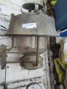 lot 55 image: outdoor light fixture