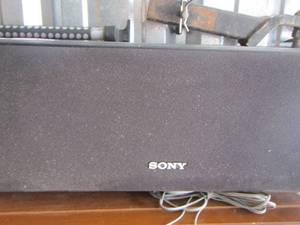 lot 53 image: Sony speakersubwoofer