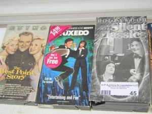 lot 45 image: vhs movie lot