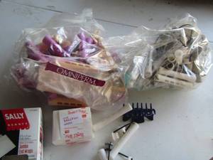 lot 90 image: Hair perm rollers and paper VINTAGE