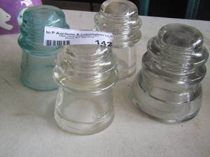 lot 142 image: TELEPHONE LINE INSULATORS QTY 4