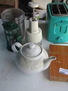 lot 145 image: coffee grinder- creamer dish- toaster- hand chopper