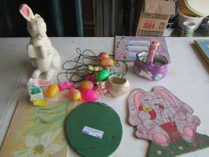 lot 146 image: Easter lot