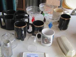 lot 152 image: coffee cups- S&P shaker- plastic martini glasses