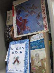 lot 167 image: Christmas book lot