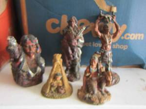 lot 177 image: Indian dcor qty 5 pieces (P)