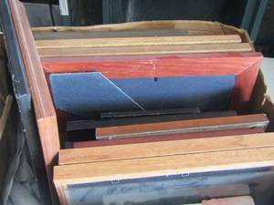 lot 196 image: picture frames of all sizes