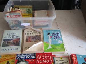lot 197 image: mixture book lot