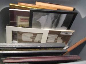 lot 18 image: various photo frames all sizes and shapes